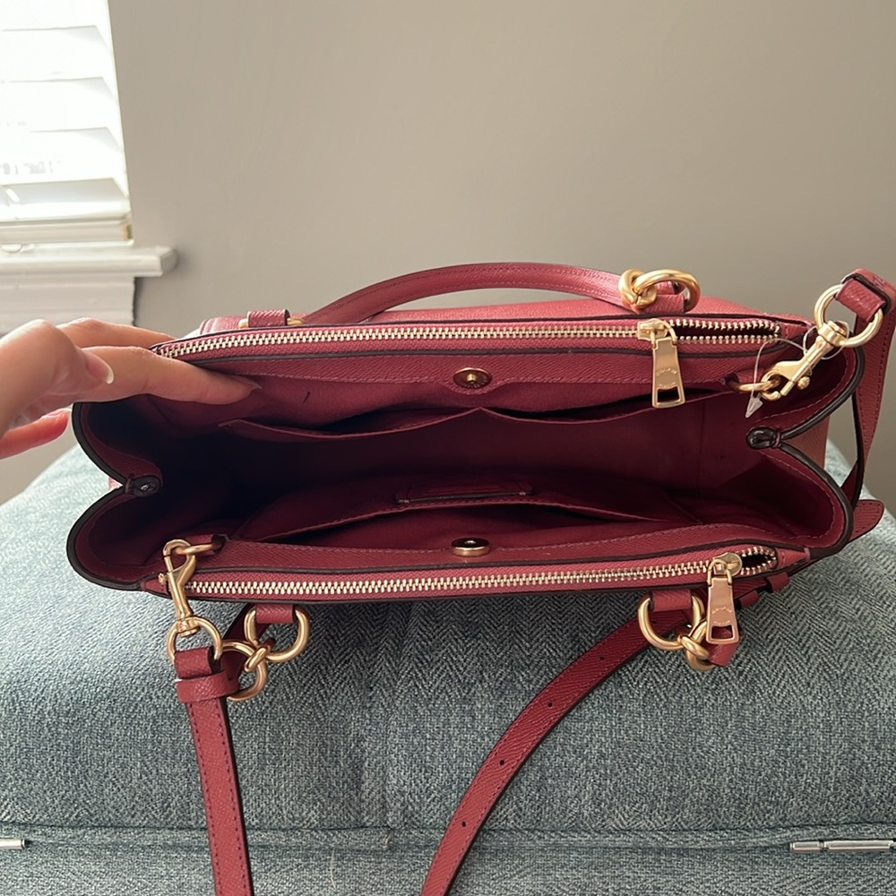 Coach leather bag in pink - Picture 11 of 11